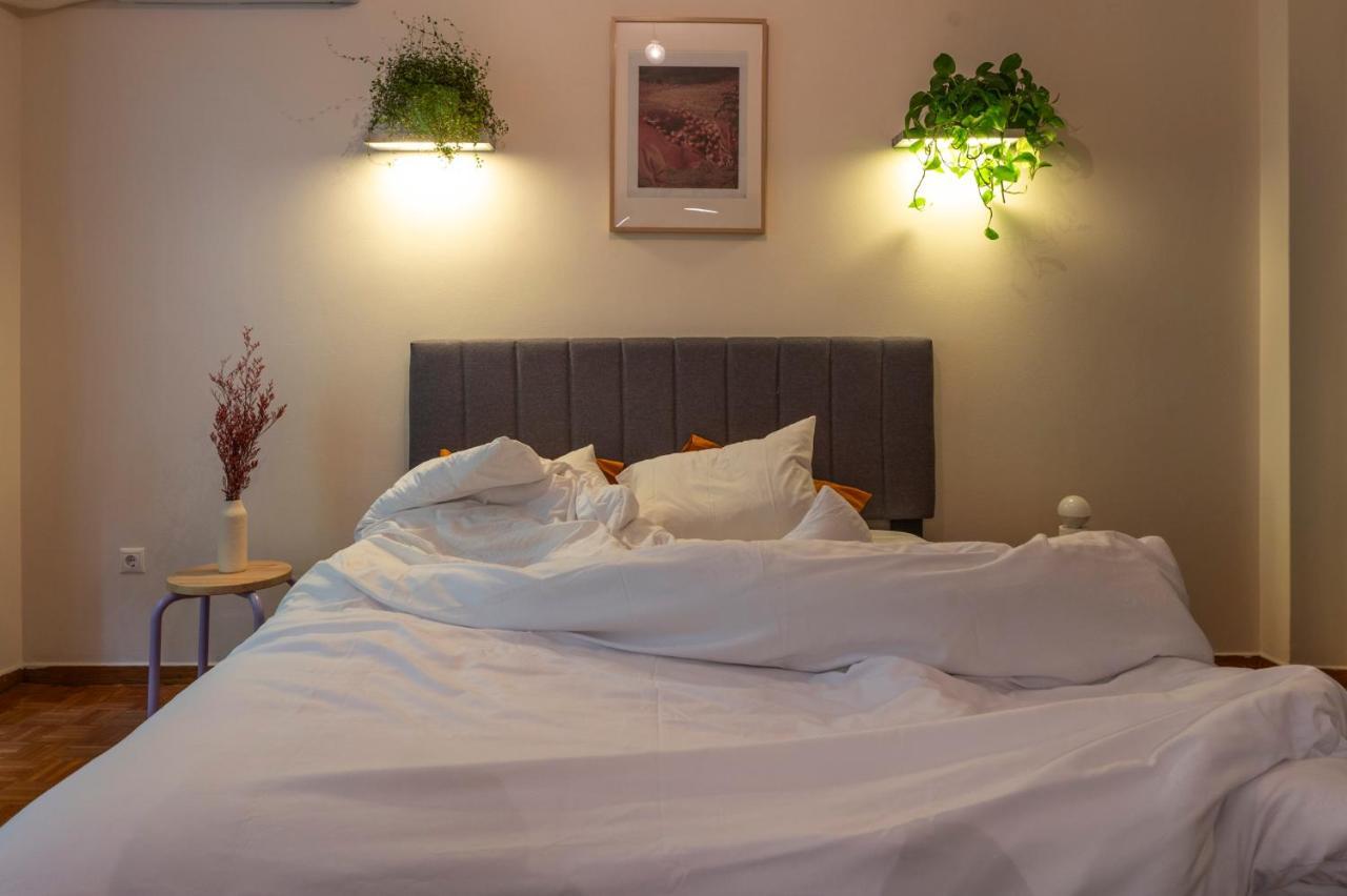 Tranquility Downtown Athens Apartman Kültér fotó